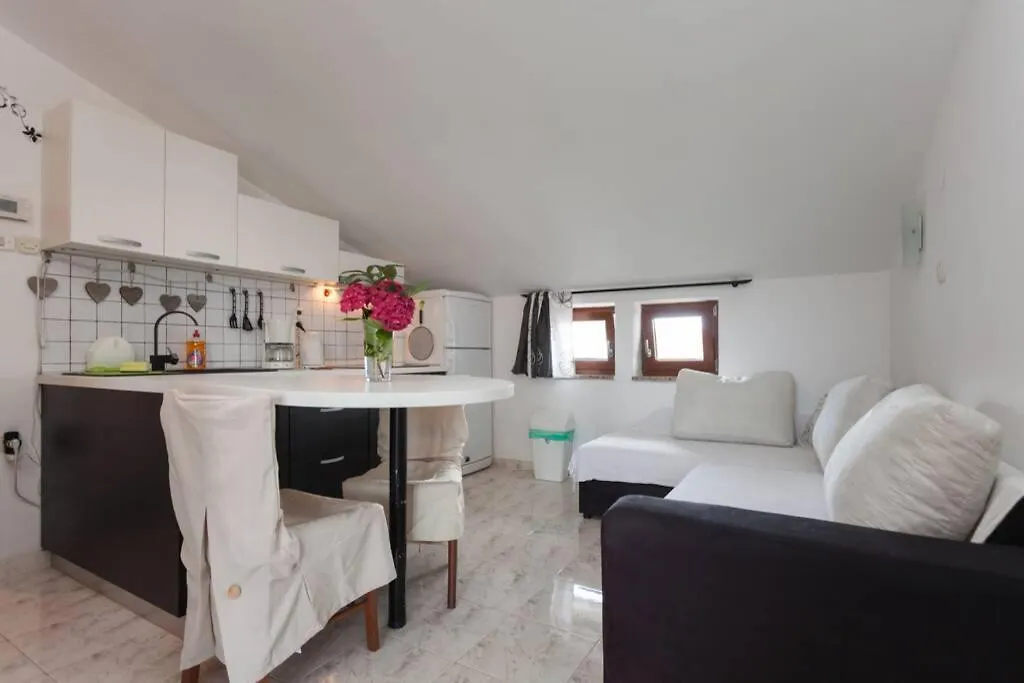 Sea View For 2